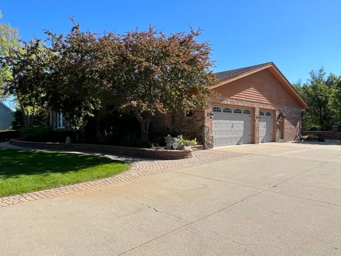Tiny photo for 16253 S Regents Road, Homer Glen, IL 60491 (MLS # 12645454)