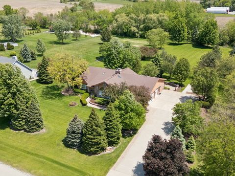 Photo of 16253 S Regents Road, Homer Glen, IL 60491 (MLS # 12645454)