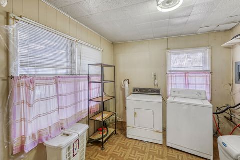 Tiny photo for 1705 Norfolk Avenue, Crete, IL 60417 (MLS # 12613367)