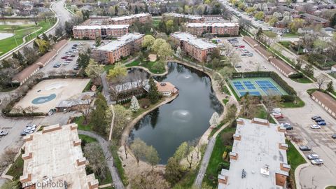 Tiny photo for 1116 S New Wilke Road #2209, Arlington Heights, IL 60005 (MLS # 12638898)
