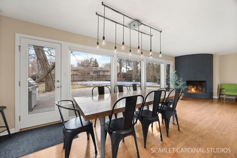 Tiny photo for 877 Crescent Boulevard, Glen Ellyn, IL 60137 (MLS # 12571460)