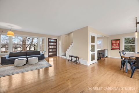 Tiny photo for 877 Crescent Boulevard, Glen Ellyn, IL 60137 (MLS # 12571460)
