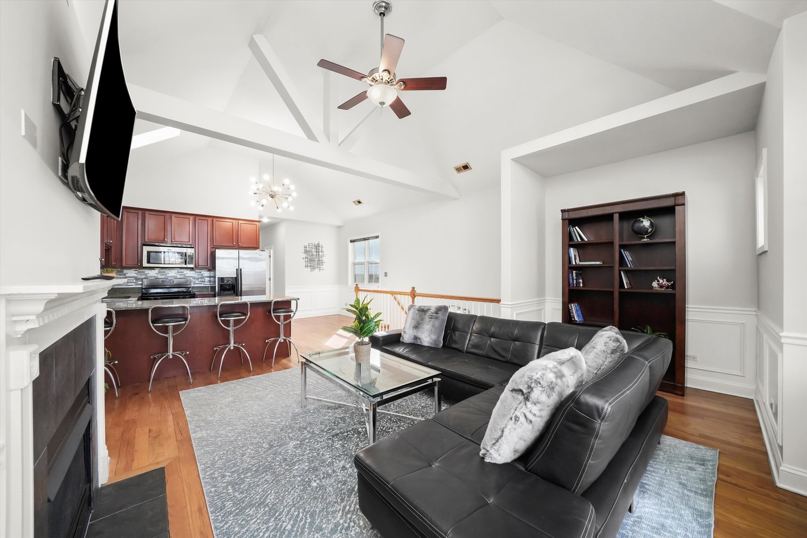 4809 S WABASH Avenue 3