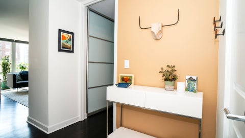 Tiny photo for 21 W Goethe Street #5G, Chicago, IL 60610 (MLS # 12738095)