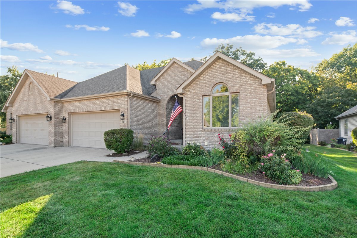 741 River Bluff Drive