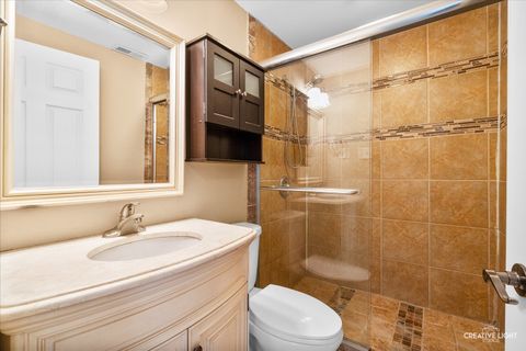 Tiny photo for 129 Oxford Road, Bolingbrook, IL 60440 (MLS # 12469845)