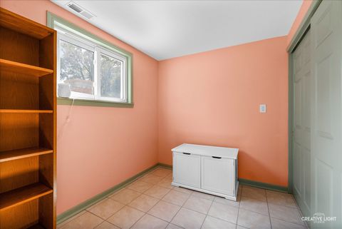 Tiny photo for 129 Oxford Road, Bolingbrook, IL 60440 (MLS # 12469845)