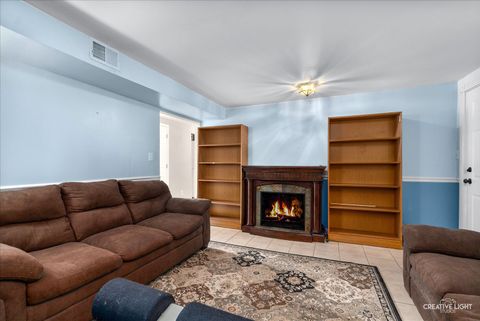 Tiny photo for 129 Oxford Road, Bolingbrook, IL 60440 (MLS # 12469845)