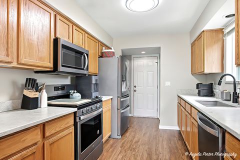 Tiny photo for 1530 Hickory Road, Woodstock, IL 60098 (MLS # 12508212)