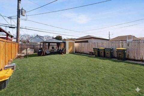 Tiny photo for 2547 Davisson Street, River Grove, IL 60171 (MLS # 12615535)