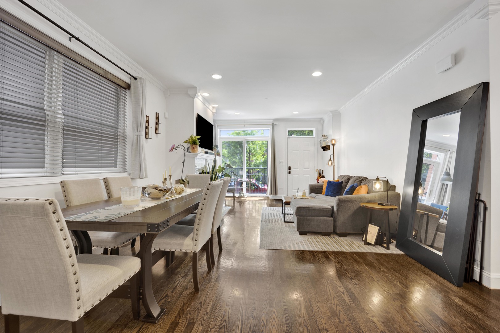 1428 W Lexington Street 1