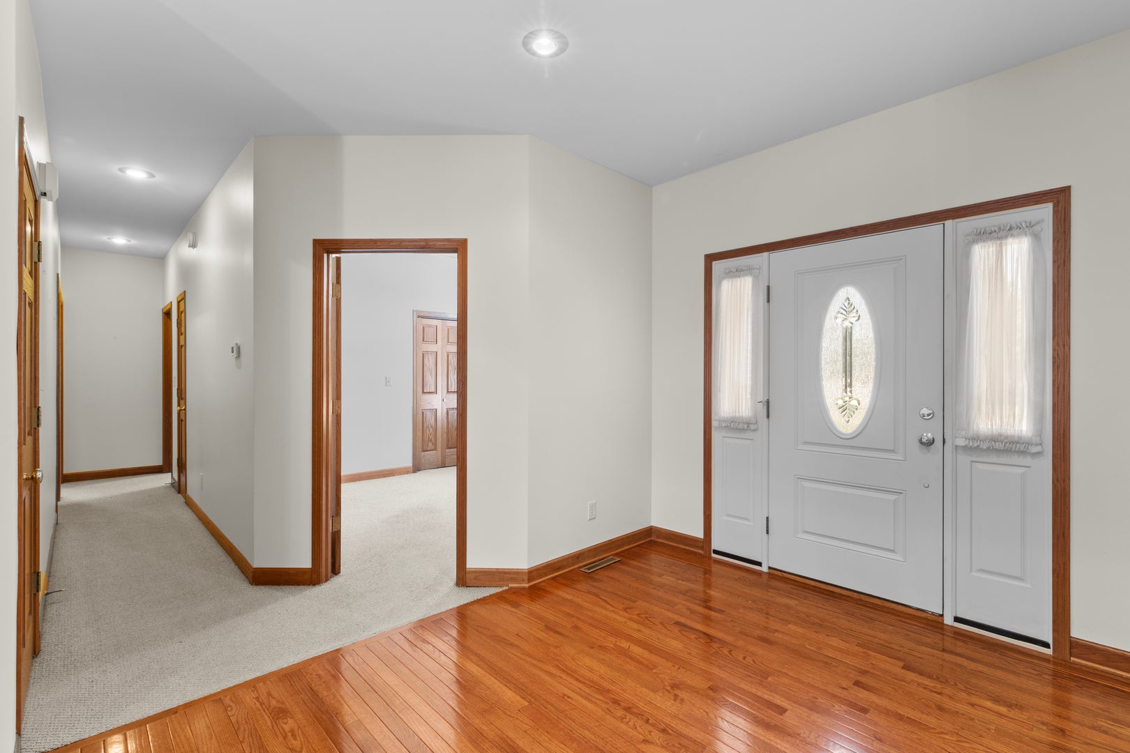 406 E Knights Road