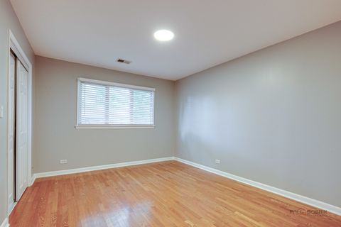 Tiny photo for 85 Kingman Lane, Hoffman Estates, IL 60169 (MLS # 12633539)