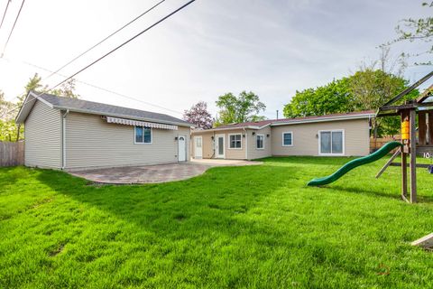 Tiny photo for 85 Kingman Lane, Hoffman Estates, IL 60169 (MLS # 12633539)