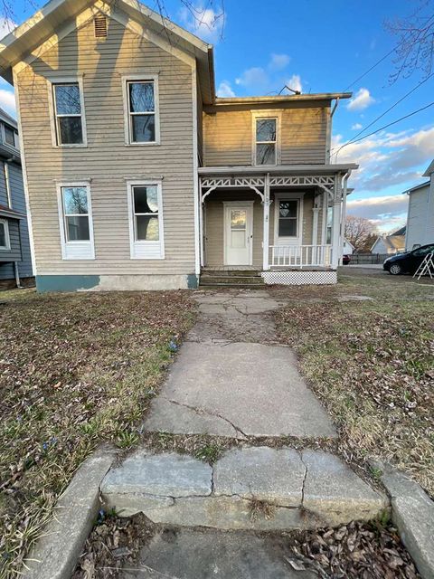 Photo of 217 N West Avenue, Freeport, IL 61032 (MLS # 12621172)