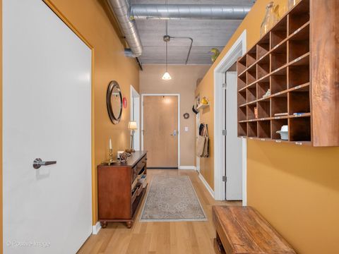 Tiny photo for 170 N Northwest Highway #407, Park Ridge, IL 60068 (MLS # 12329984)