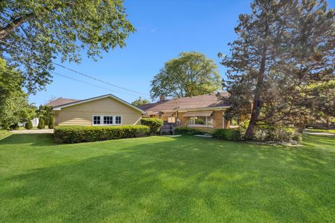 Tiny photo for 1024 S Spring Avenue, La Grange, IL 60525 (MLS # 12660170)