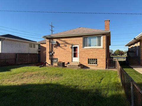 Tiny photo for 2845 W 91st Street, Evergreen Park, IL 60805 (MLS # 12788118)