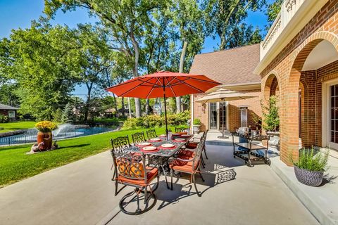 A home in Park Ridge