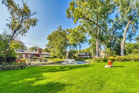 A home in Park Ridge