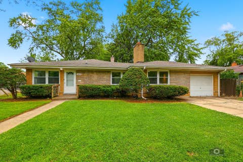 Photo of 16112 University Avenue, South Holland, IL 60473 (MLS # 12691618)