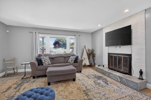 Tiny photo for 821 King Arthur Lane, Ottawa, IL 61350 (MLS # 12721887)