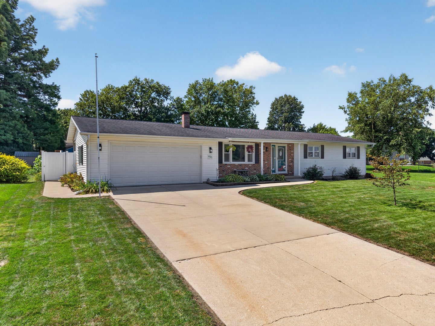 821 King Arthur Lane