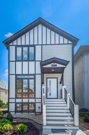 4945 W Berenice Avenue Chicago IL 60641