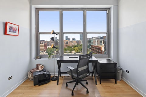 Tiny photo for 933 W Van Buren Street #801, Chicago, IL 60607 (MLS # 12759471)