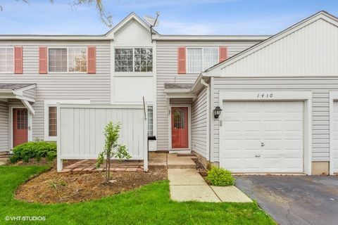 Photo of 1410 Normantown Road #1410, Naperville, IL 60564 (MLS # 12522743)