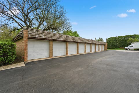 Tiny photo for 320 Claymoor Road #1C, Hinsdale, IL 60521 (MLS # 12663684)