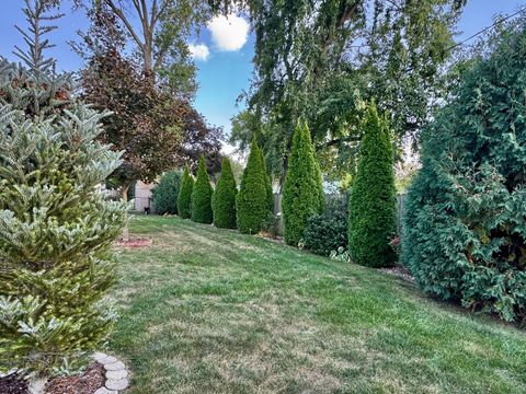 Tiny photo for 1919 Owens Drive, Bloomington, IL 61701 (MLS # 12491496)