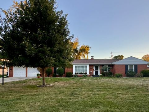 Tiny photo for 1919 Owens Drive, Bloomington, IL 61701 (MLS # 12491496)