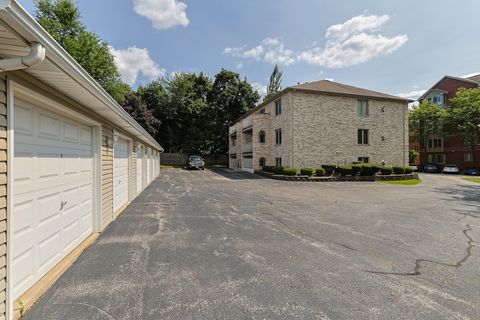 A home in Roselle