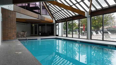 Tiny photo for 2 S Atrium Way #203, Elmhurst, IL 60126 (MLS # 12549205)