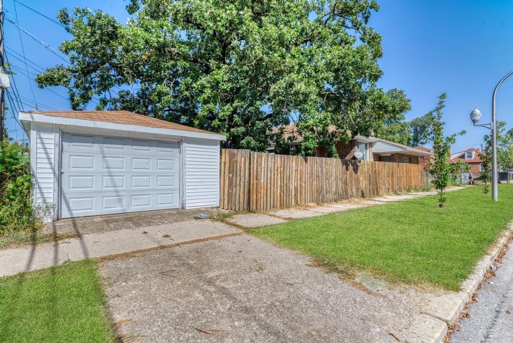 9760 S Dobson Avenue