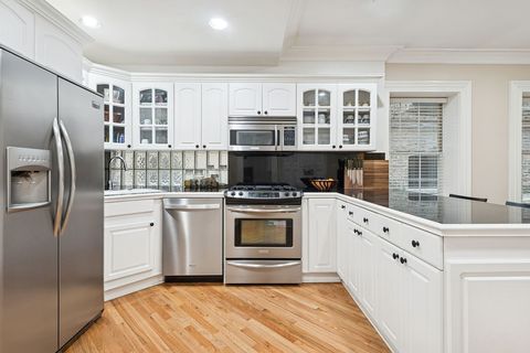 Tiny photo for 2734 N Mildred Avenue #G, Chicago, IL 60614 (MLS # 12541977)