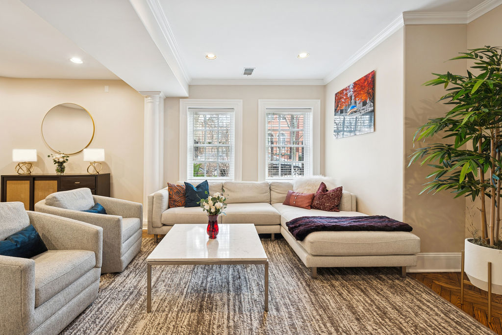 2734 N Mildred Avenue G