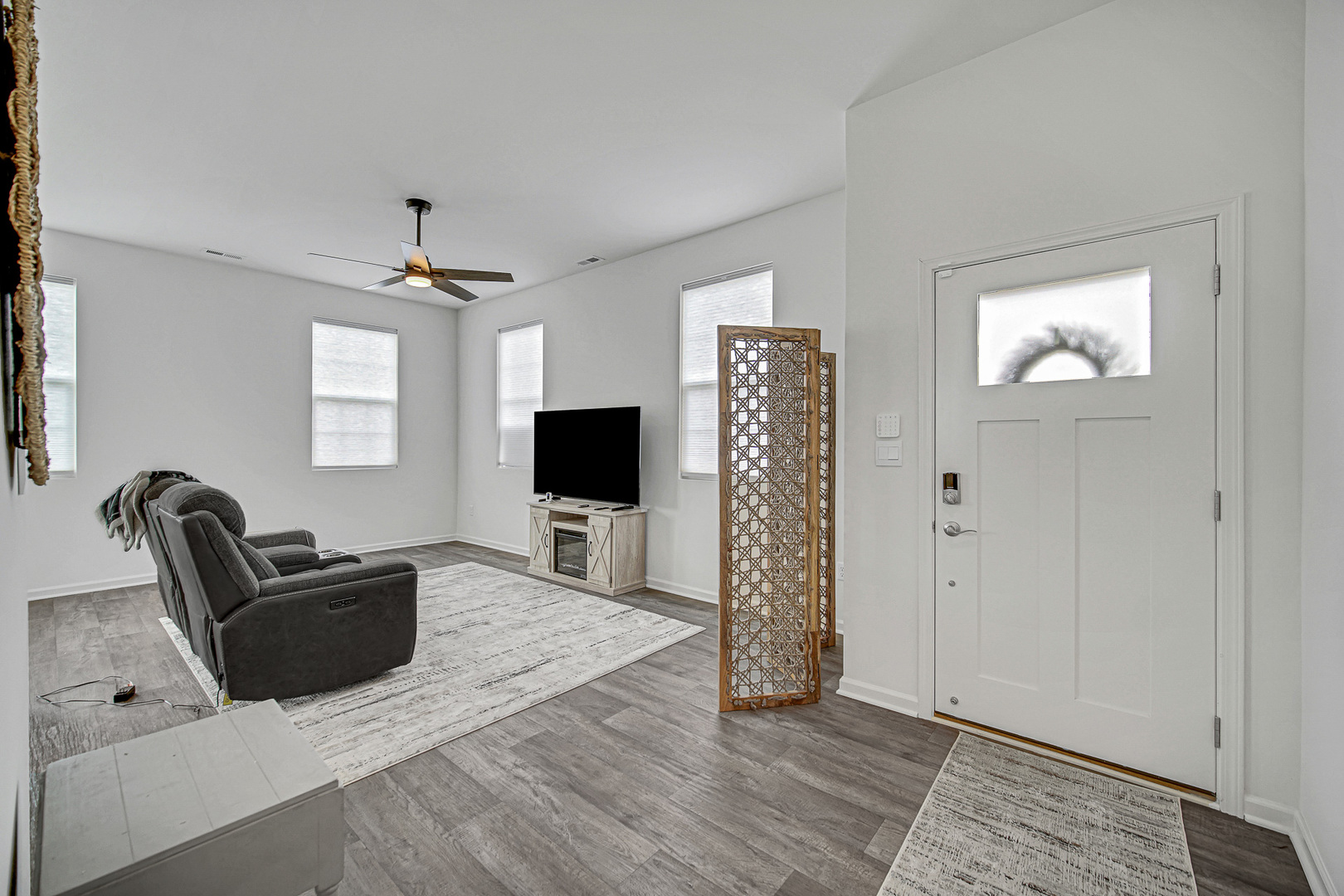 6313 Maple Glen Drive