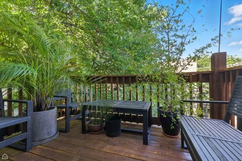 Tiny photo for 4606 N MALDEN Street #3S, Chicago, IL 60640 (MLS # 12454203)