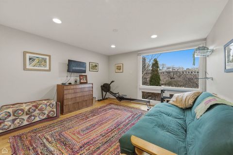 Tiny photo for 5631 S Blackstone Avenue, Chicago, IL 60637 (MLS # 12628450)