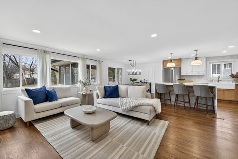 Tiny photo for 1338 Radcliffe Lane, Schaumburg, IL 60193 (MLS # 12580165)