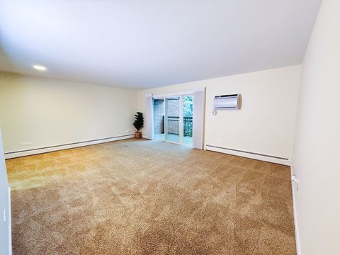 Tiny photo for 4250 Saratoga Avenue #L305, Downers Grove, IL 60515 (MLS # 12536295)