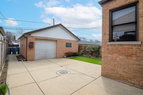 Tiny photo for 5353 N Nottingham Avenue, Chicago, IL 60656 (MLS # 12595173)