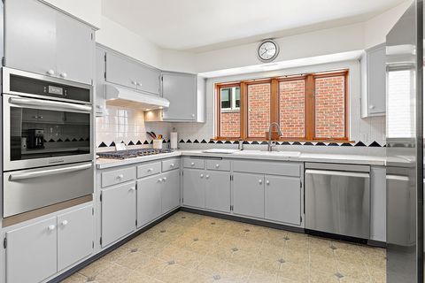 Tiny photo for 5353 N Nottingham Avenue, Chicago, IL 60656 (MLS # 12595173)