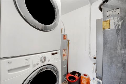 Tiny photo for 3085 PHEASANT CREEK Drive #212, Northbrook, IL 60062 (MLS # 12574700)