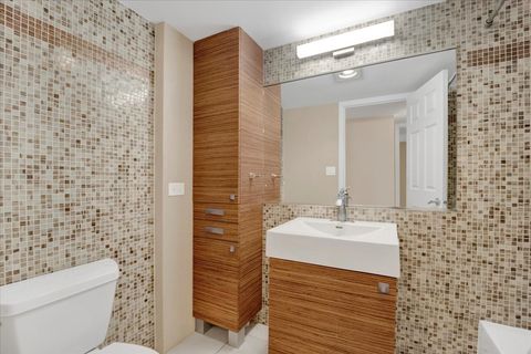 Tiny photo for 3085 PHEASANT CREEK Drive #212, Northbrook, IL 60062 (MLS # 12574700)