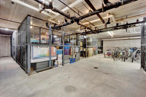 Tiny photo for 3085 PHEASANT CREEK Drive #212, Northbrook, IL 60062 (MLS # 12574700)