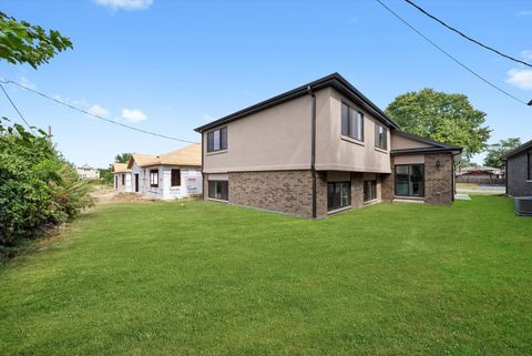 Tiny photo for Worth, IL 60482 (MLS # 12143347)