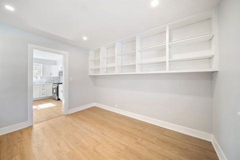 Tiny photo for 99 Essex Road, Elk Grove Village, IL 60007 (MLS # 12569046)